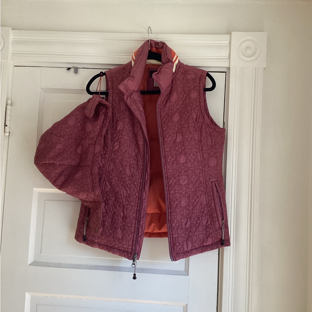 Horny Toad Women's Quilted Vest in Deep Rose